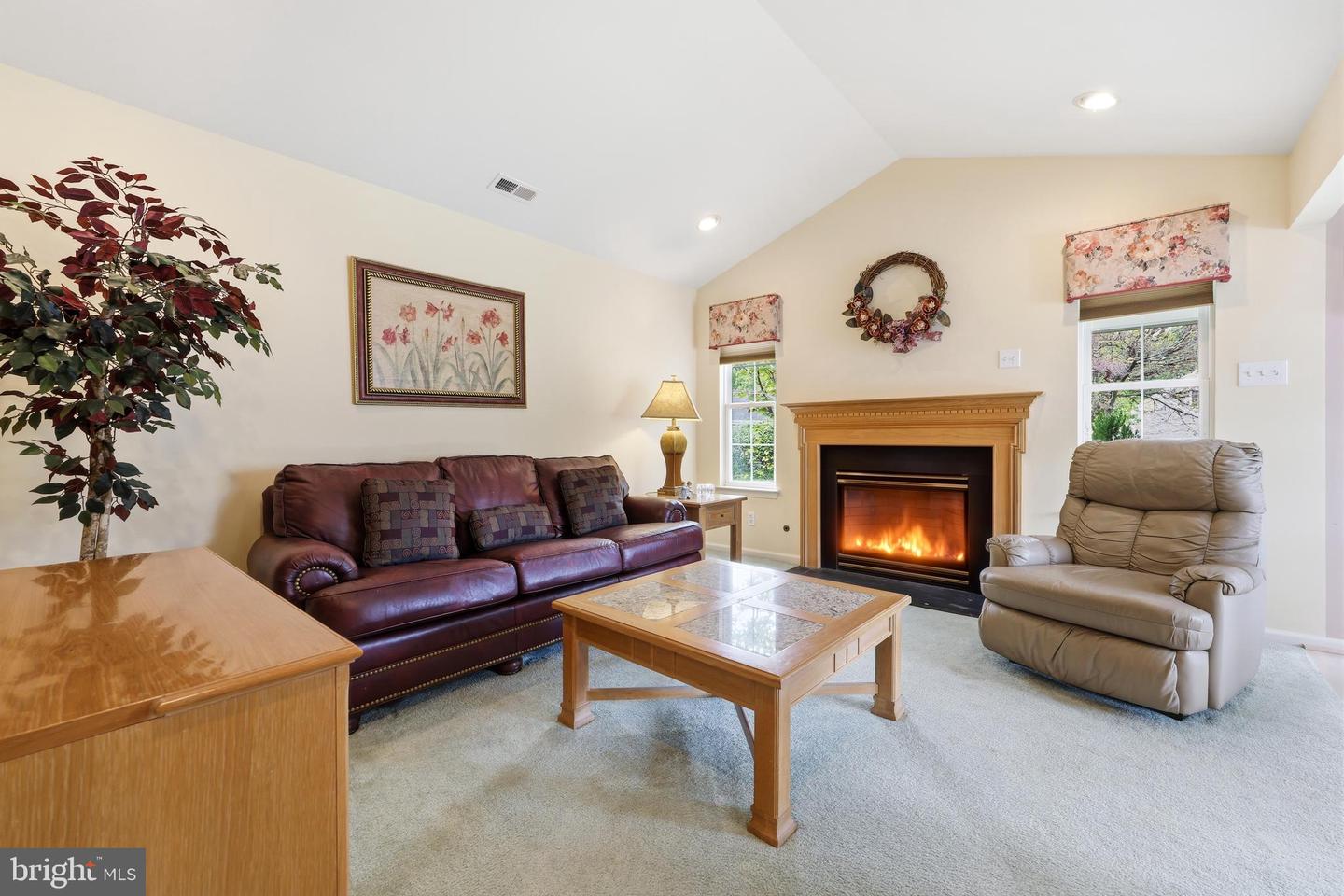 29 Autumn Ln Property Photo 15