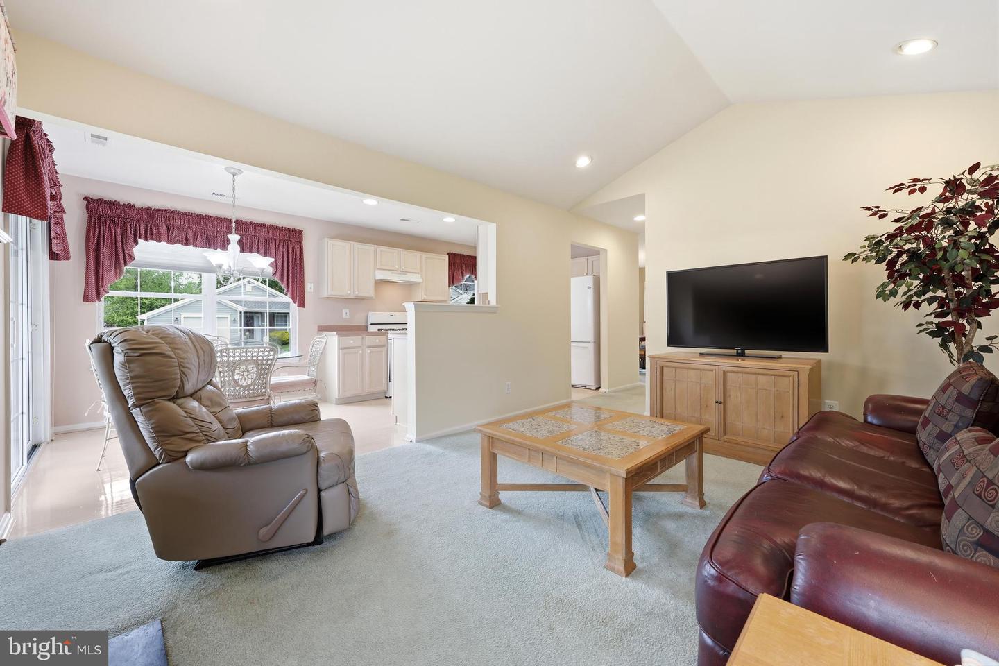 29 Autumn Ln Property Photo 17