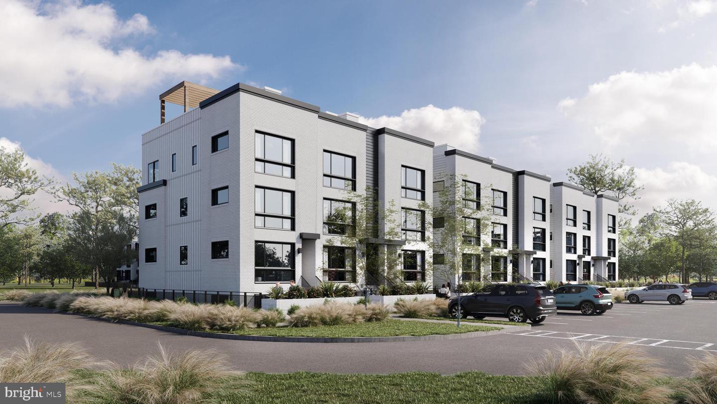 13 S Academy St #e Property Photo 2