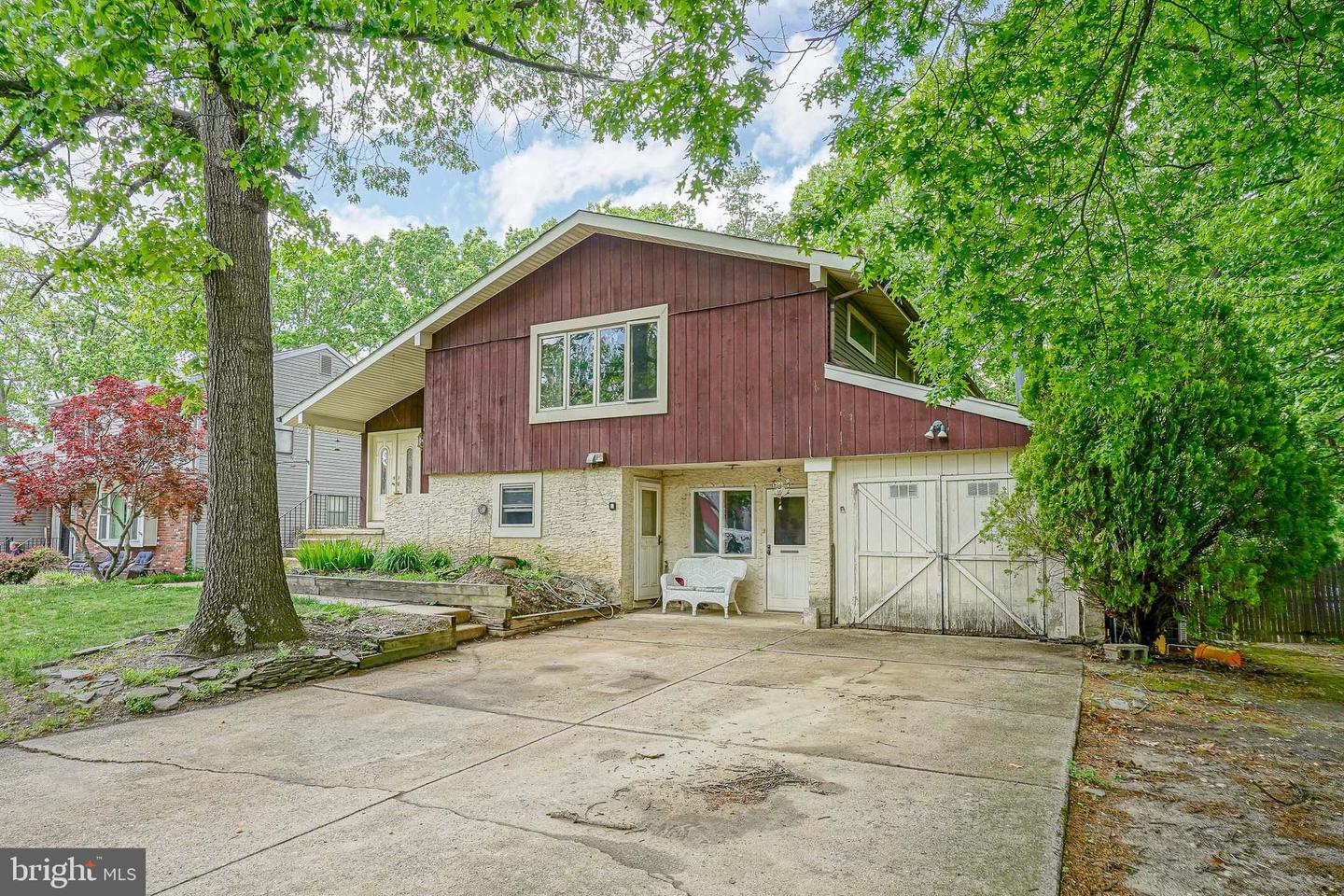 129 Karen Dr Property Photo 3