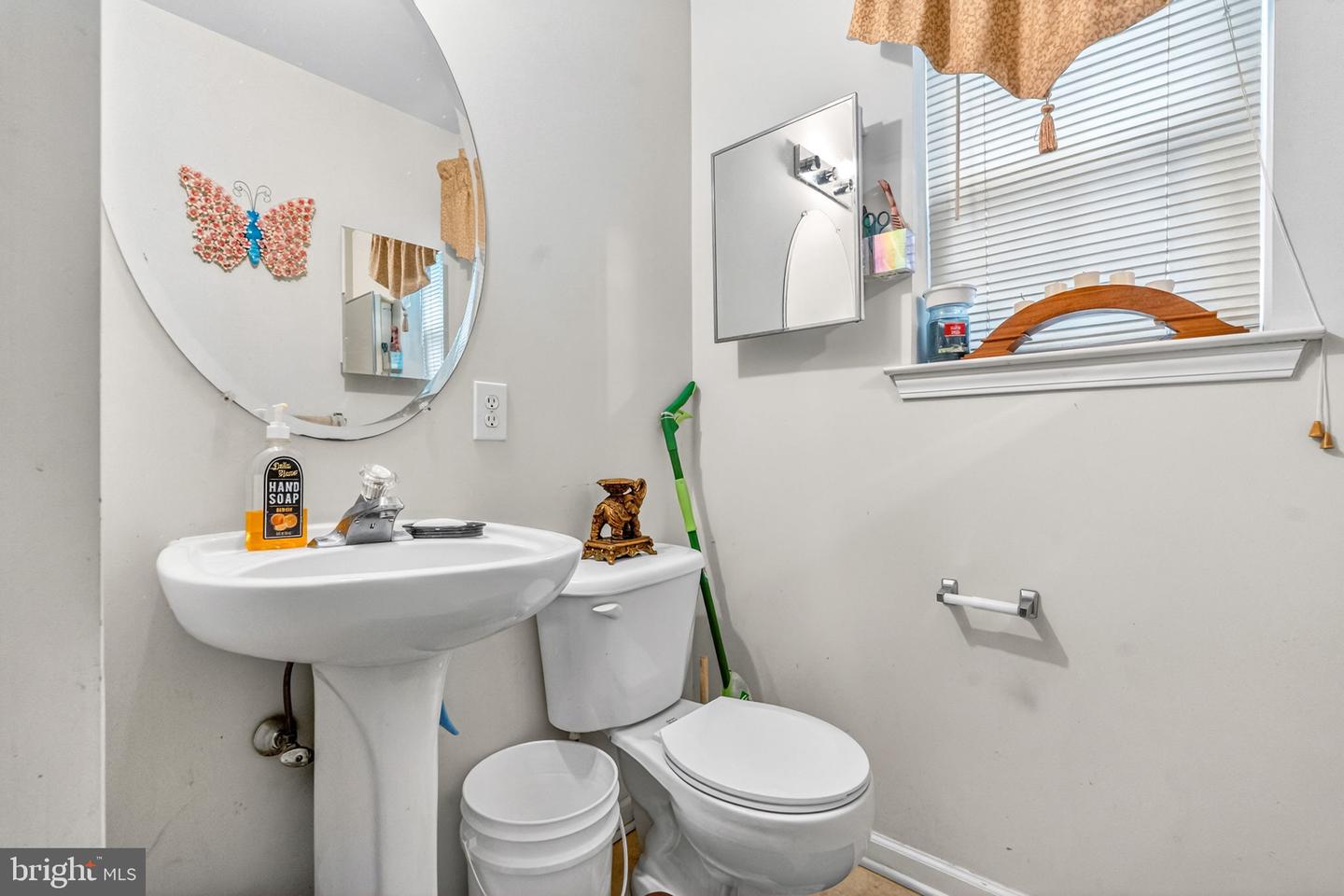 841 Fordham Pl Property Photo 14