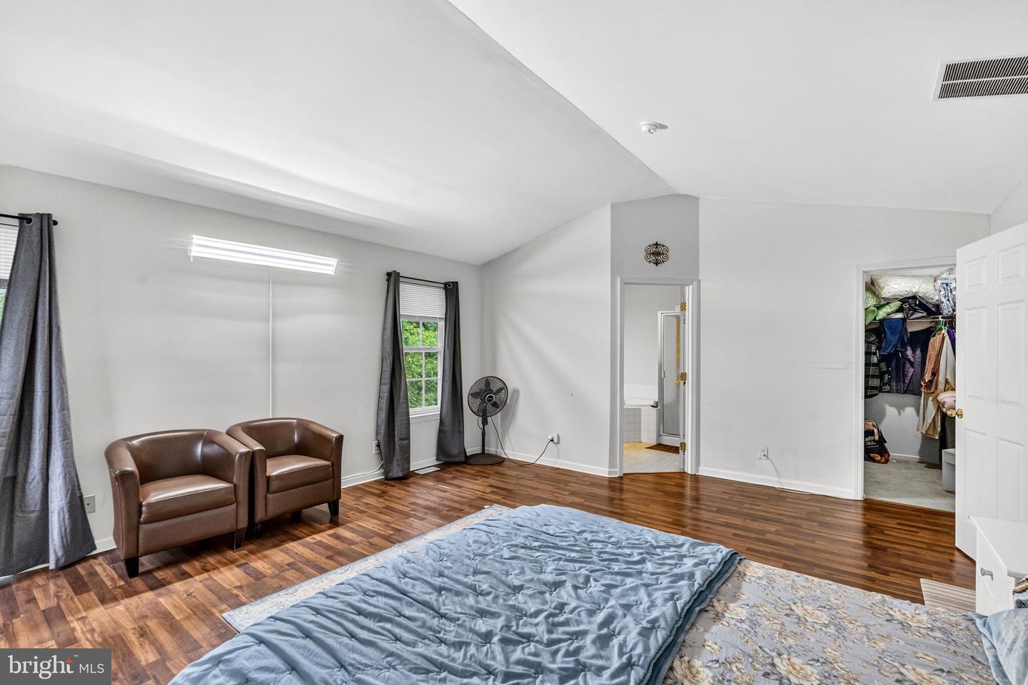 841 Fordham Pl Property Photo 16