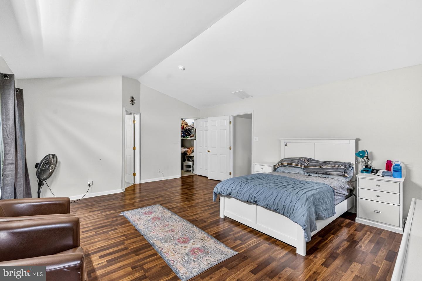 841 Fordham Pl Property Photo 17