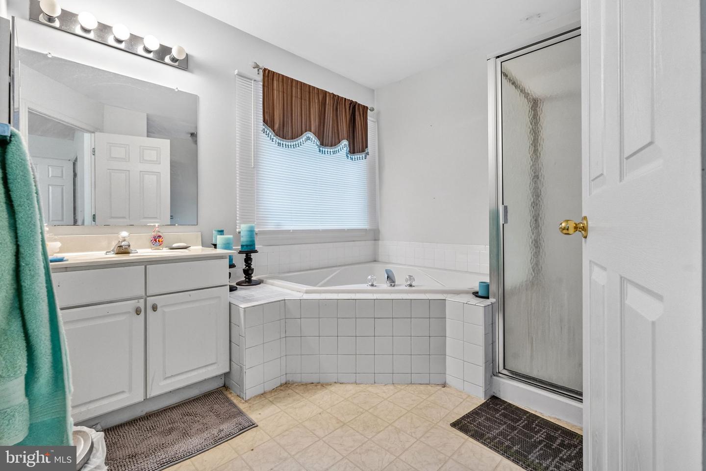 841 Fordham Pl Property Photo 18