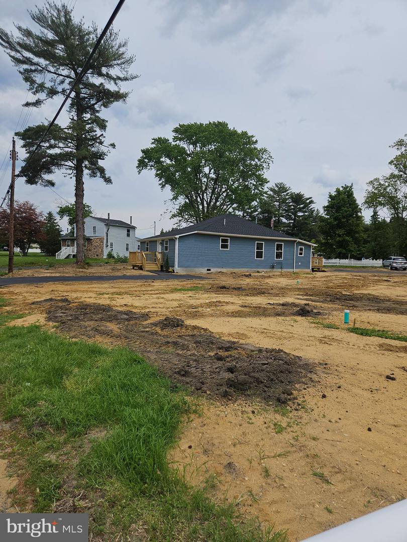 194 Blackwood Ave Property Photo 4