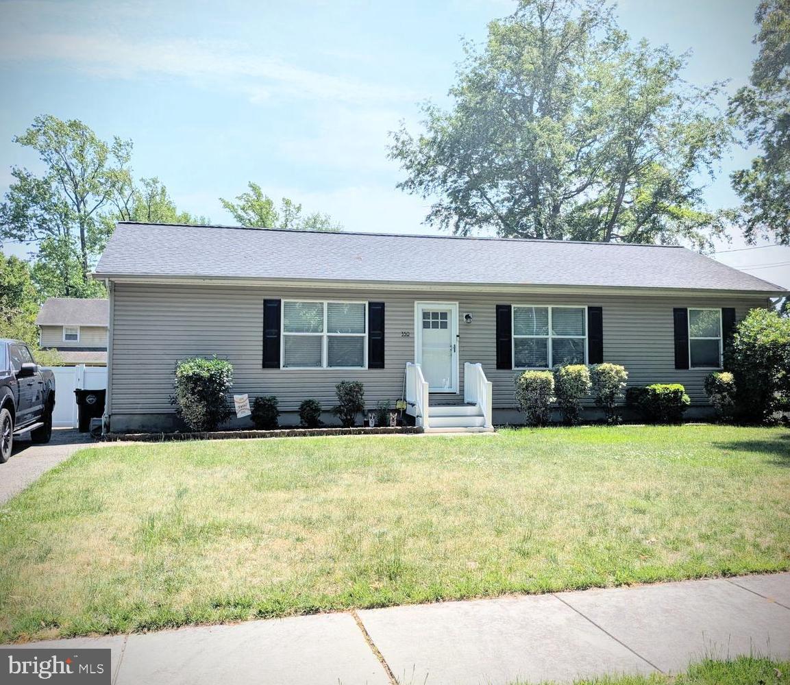 350 REDWOOD AVE Property Photo 1