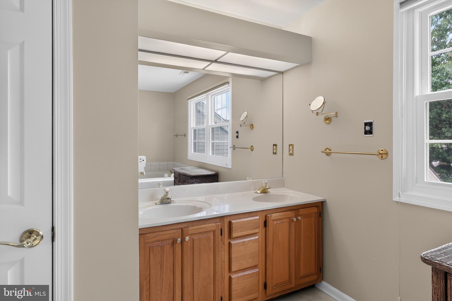 2 Talon Ct Property Photo 20