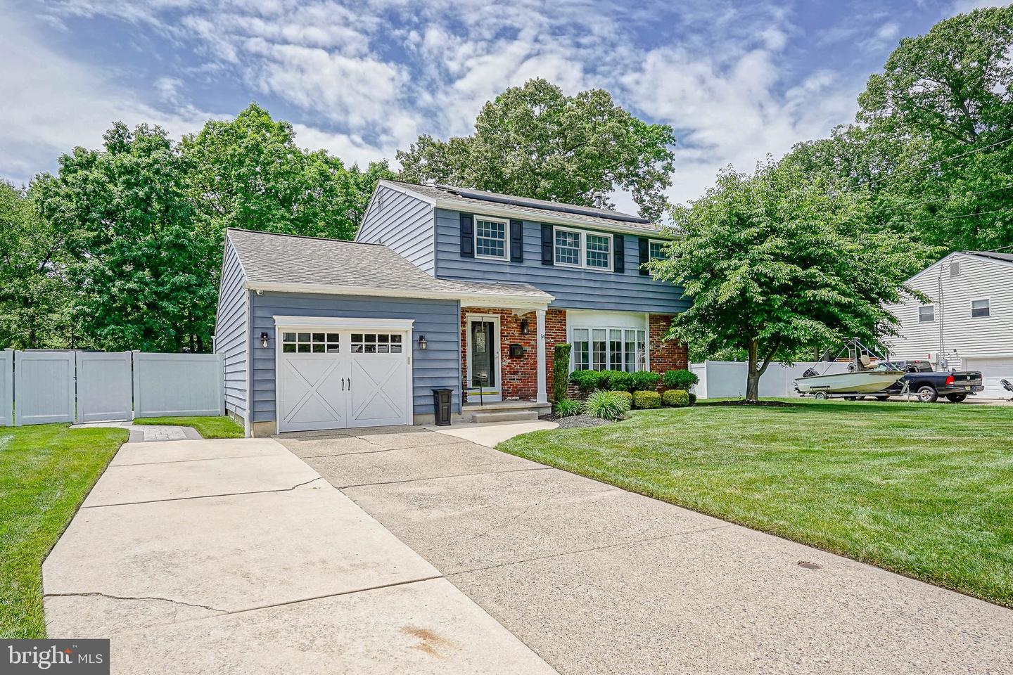 14 WHITE BIRCH RD Property Photo 1