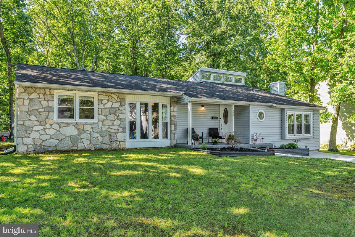 203 Georgetown Rd Property Photo 1