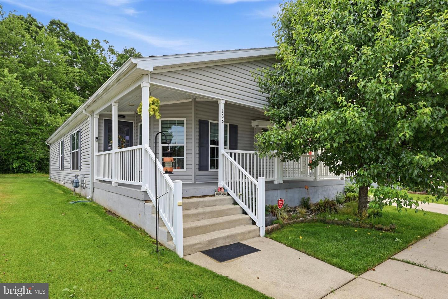 168 DORIAN DR