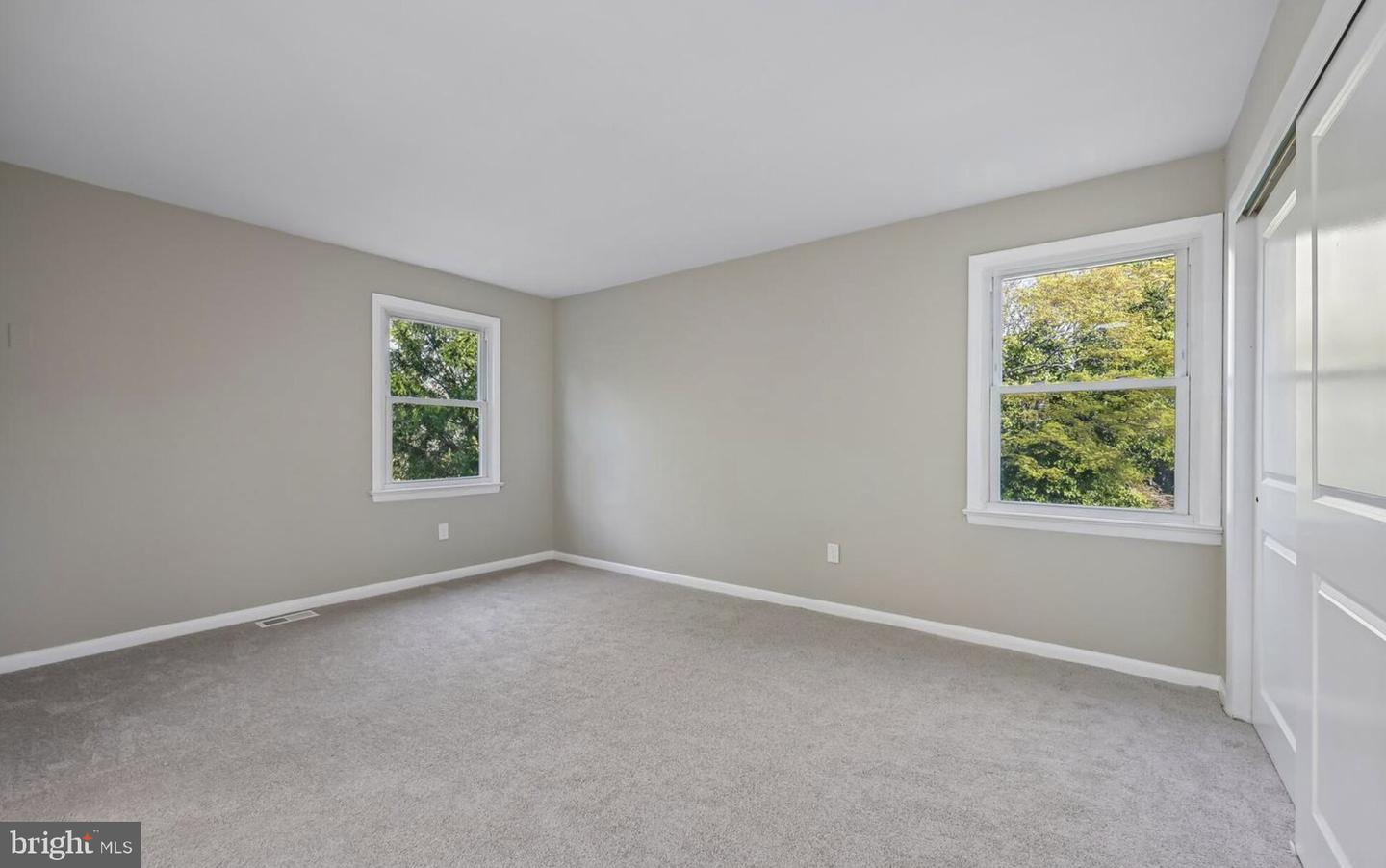 246 Briar Hill Ln Property Photo 22