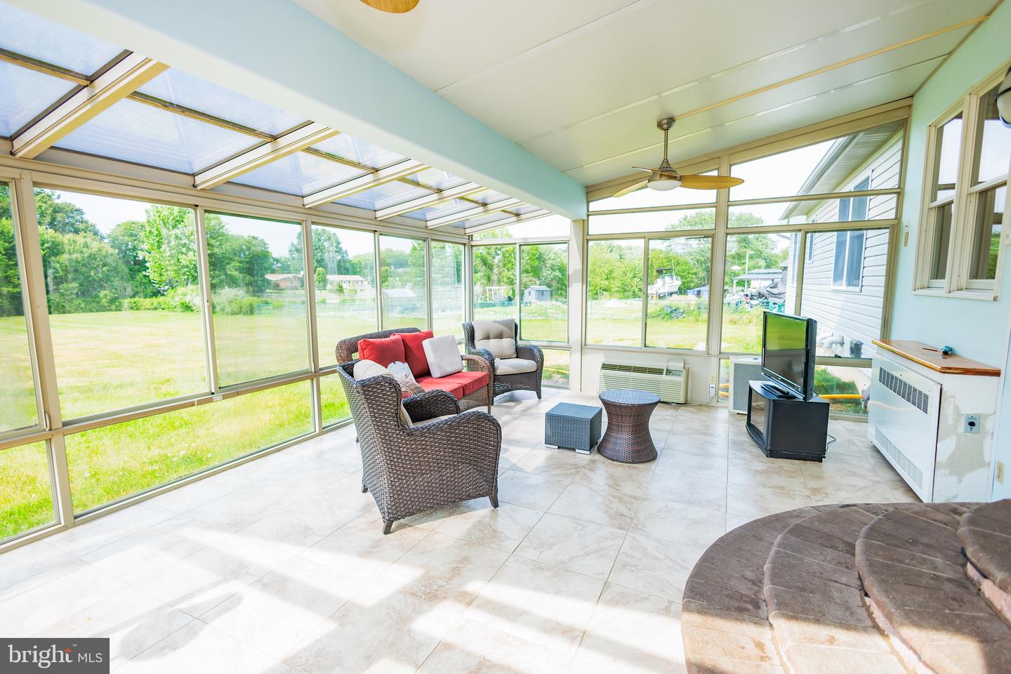619 Sun Haven Dr Property Photo 28