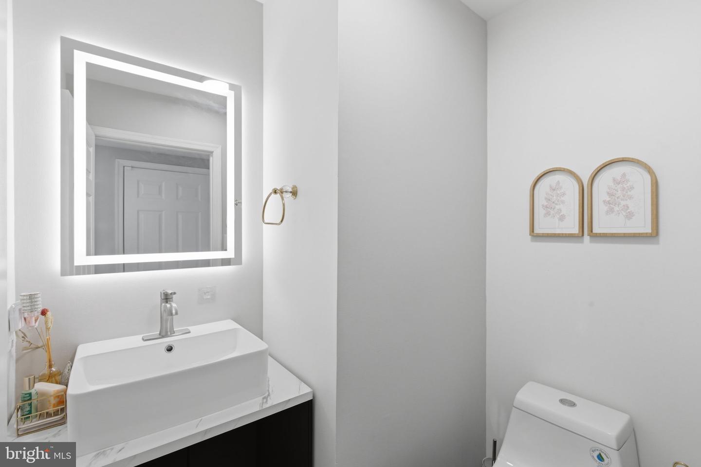112 Lantern Property Photo 17