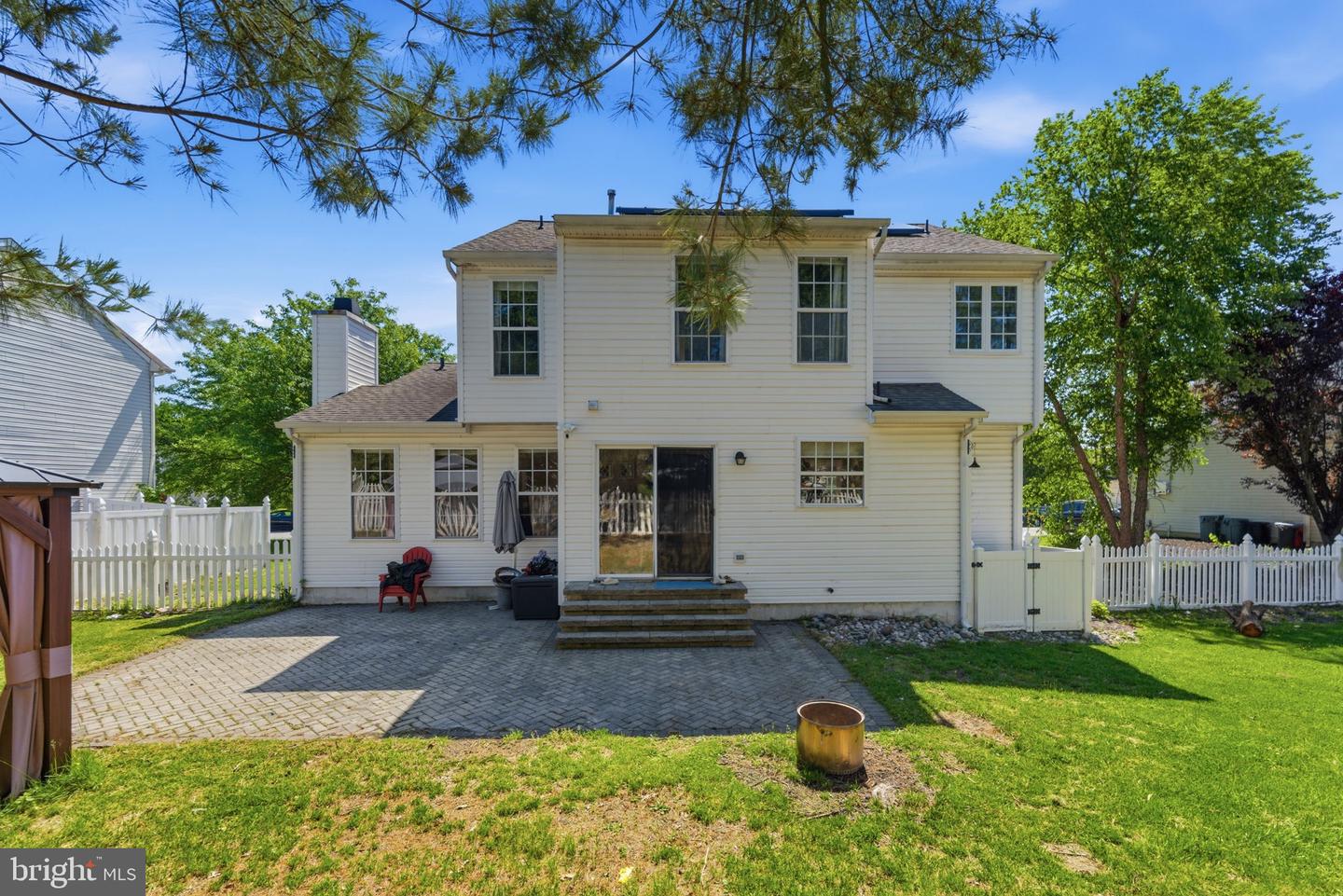 112 Lantern Property Photo 37