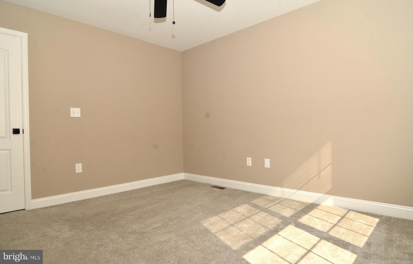 1027 Moore Rd Property Photo 13