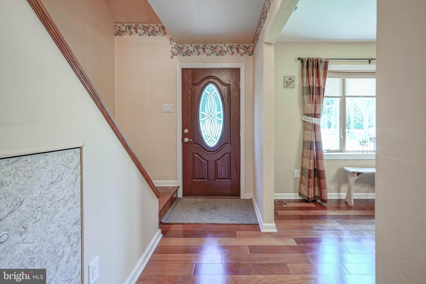 156 E Wolfert Station Rd Property Photo 6
