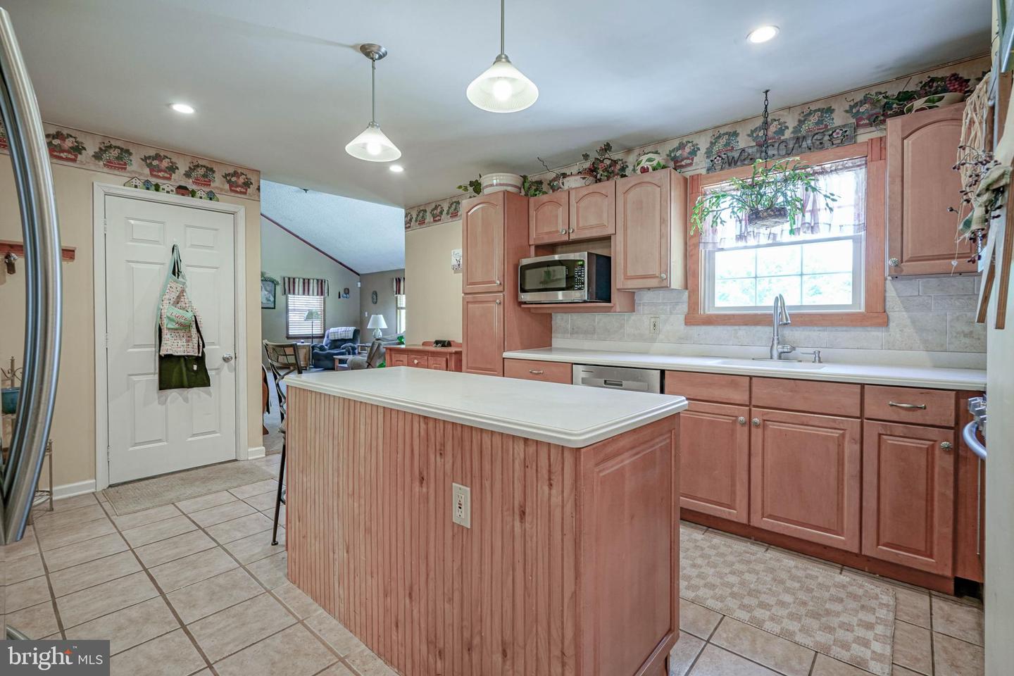 156 E Wolfert Station Rd Property Photo 11