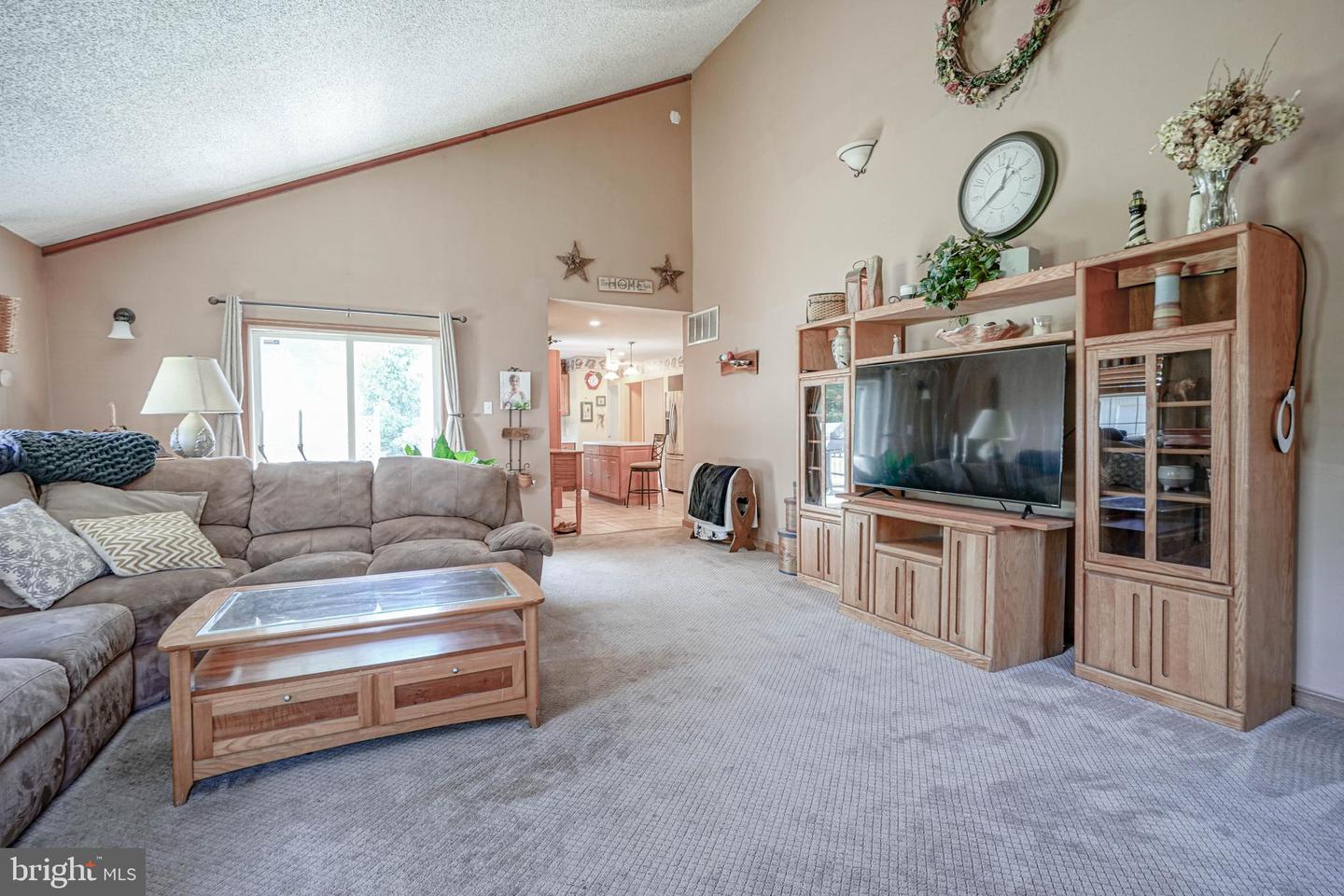 156 E Wolfert Station Rd Property Photo 14