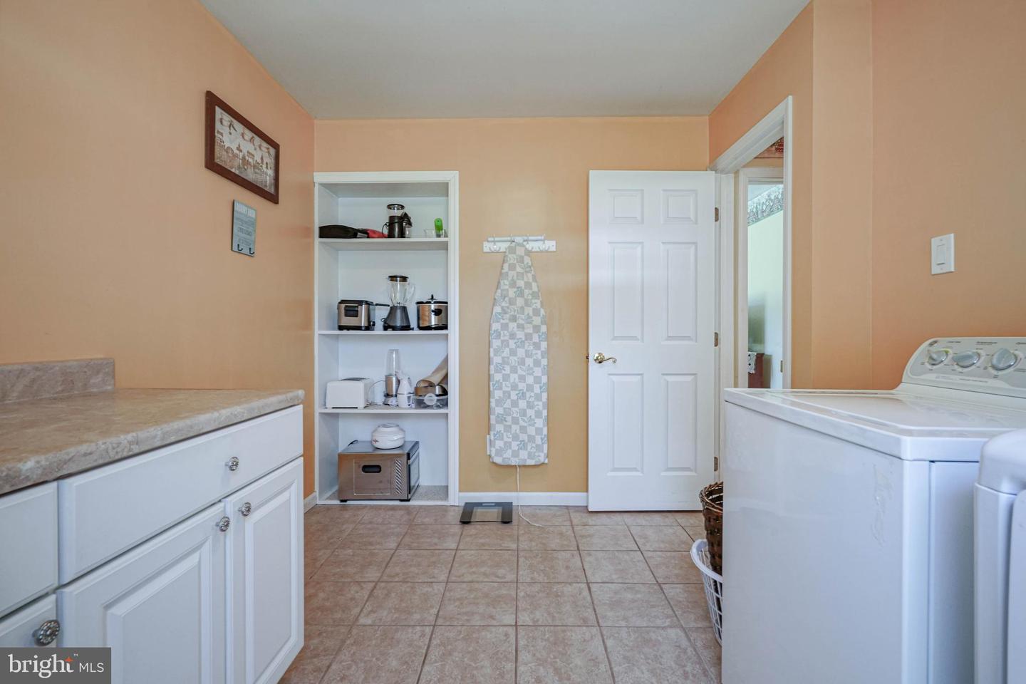 156 E Wolfert Station Rd Property Photo 20
