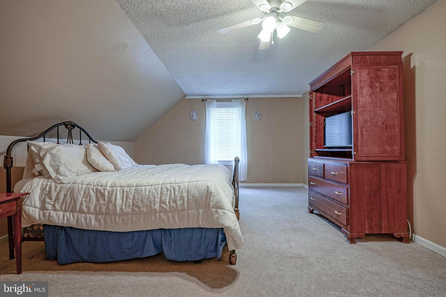 156 E Wolfert Station Rd Property Photo 23