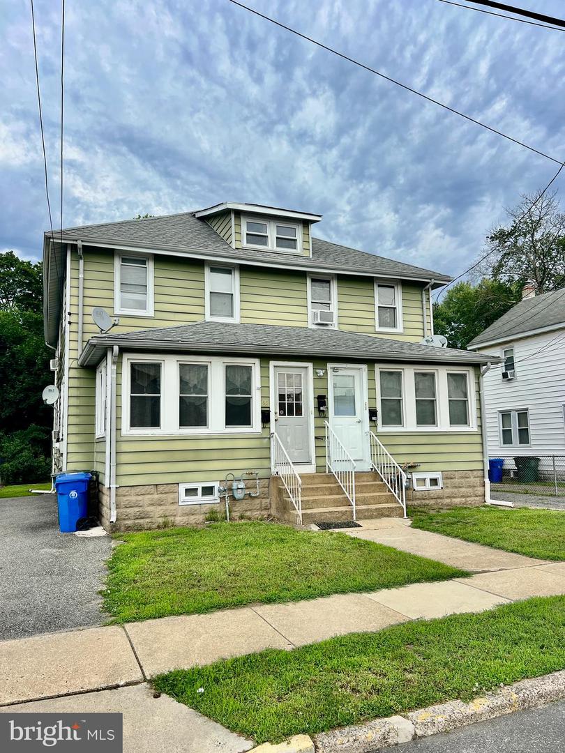 25 College Ave #b Property Photo 1