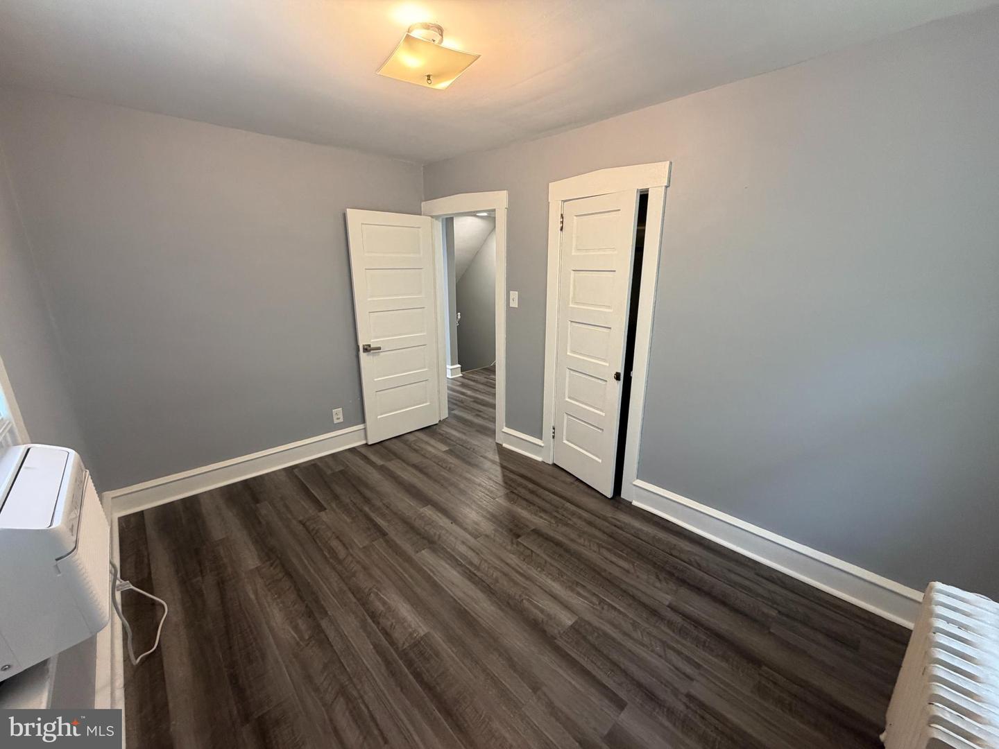 25 College Ave #b Property Photo 11