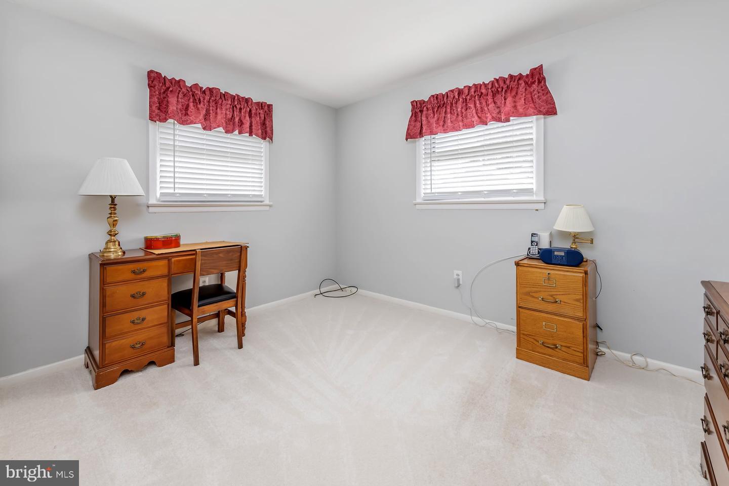 484 Brady Ave Property Photo 14