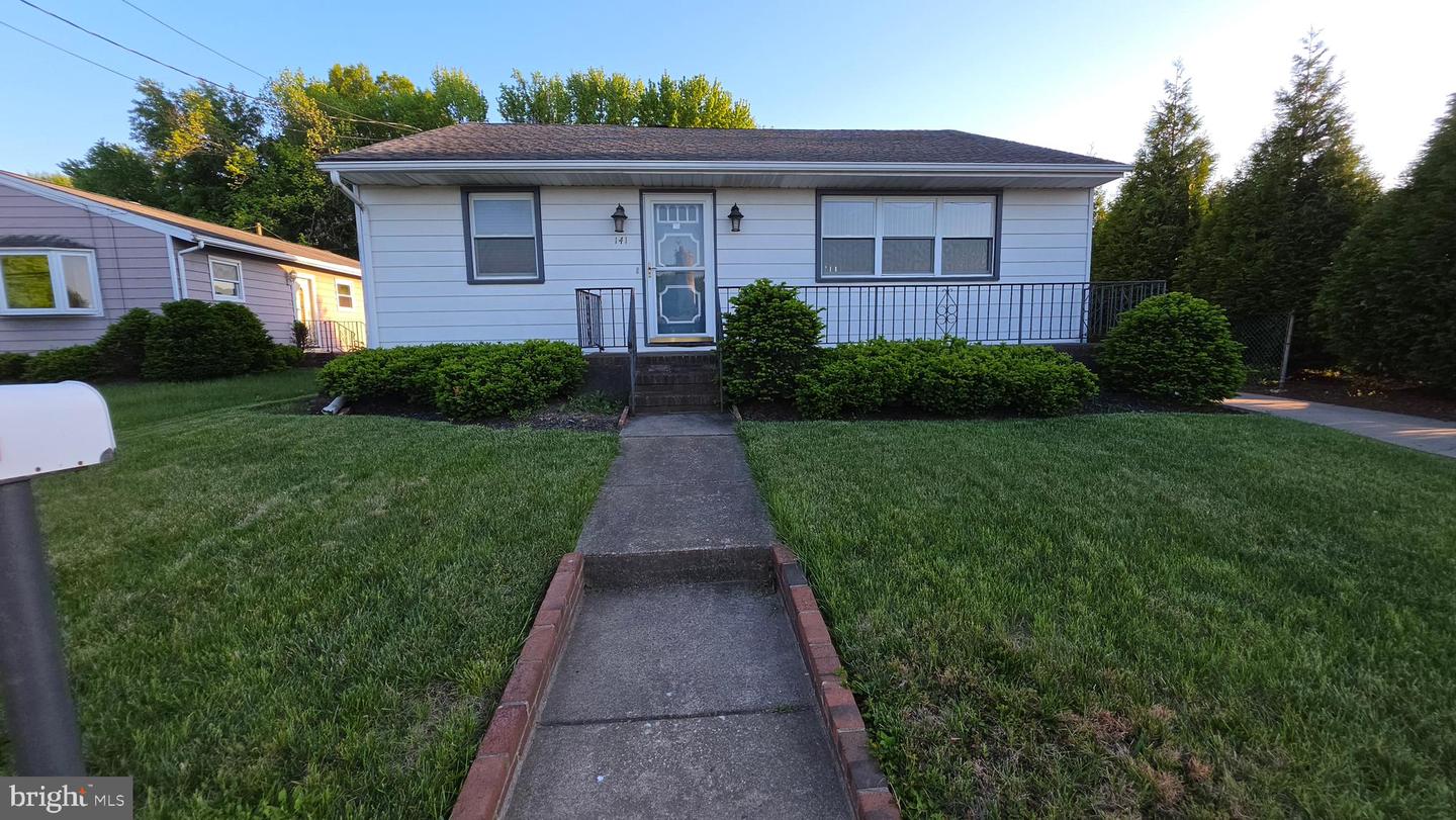 141 Gantt Ave Property Photo 1