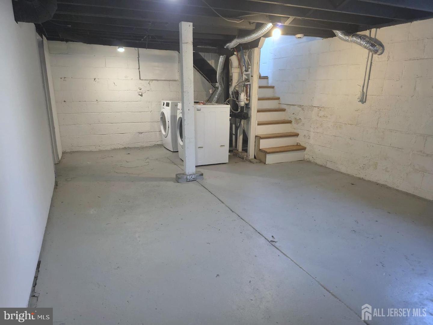 322 Madison Ave Property Photo 33