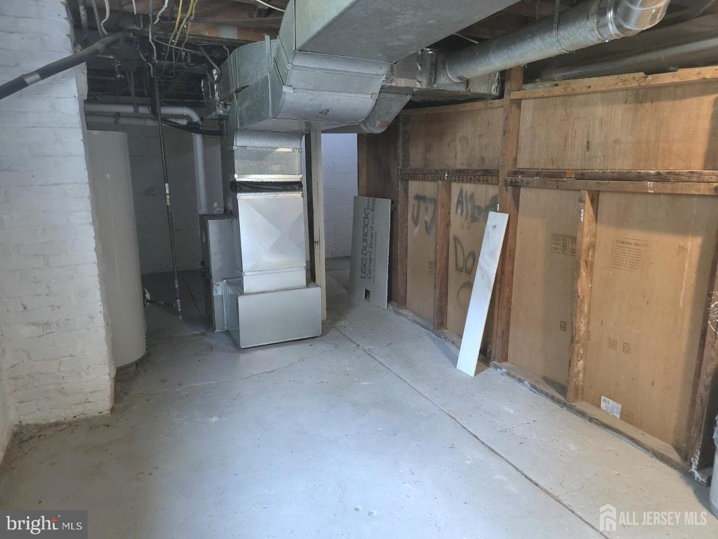 322 Madison Ave Property Photo 34