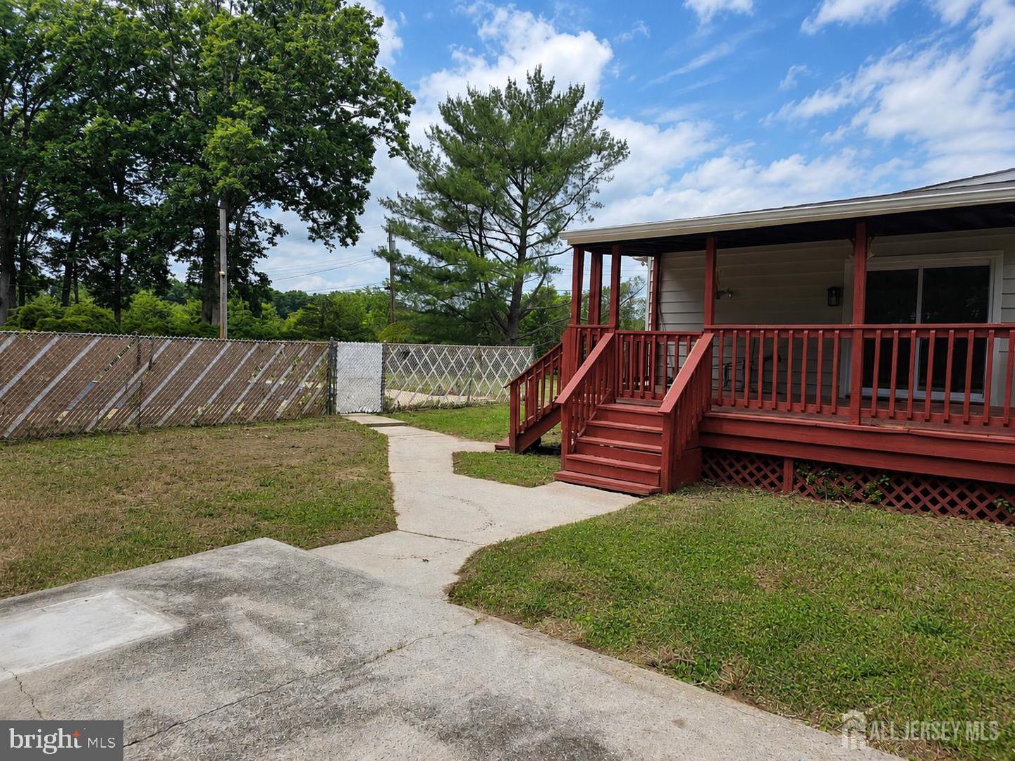 322 Madison Ave Property Photo 43