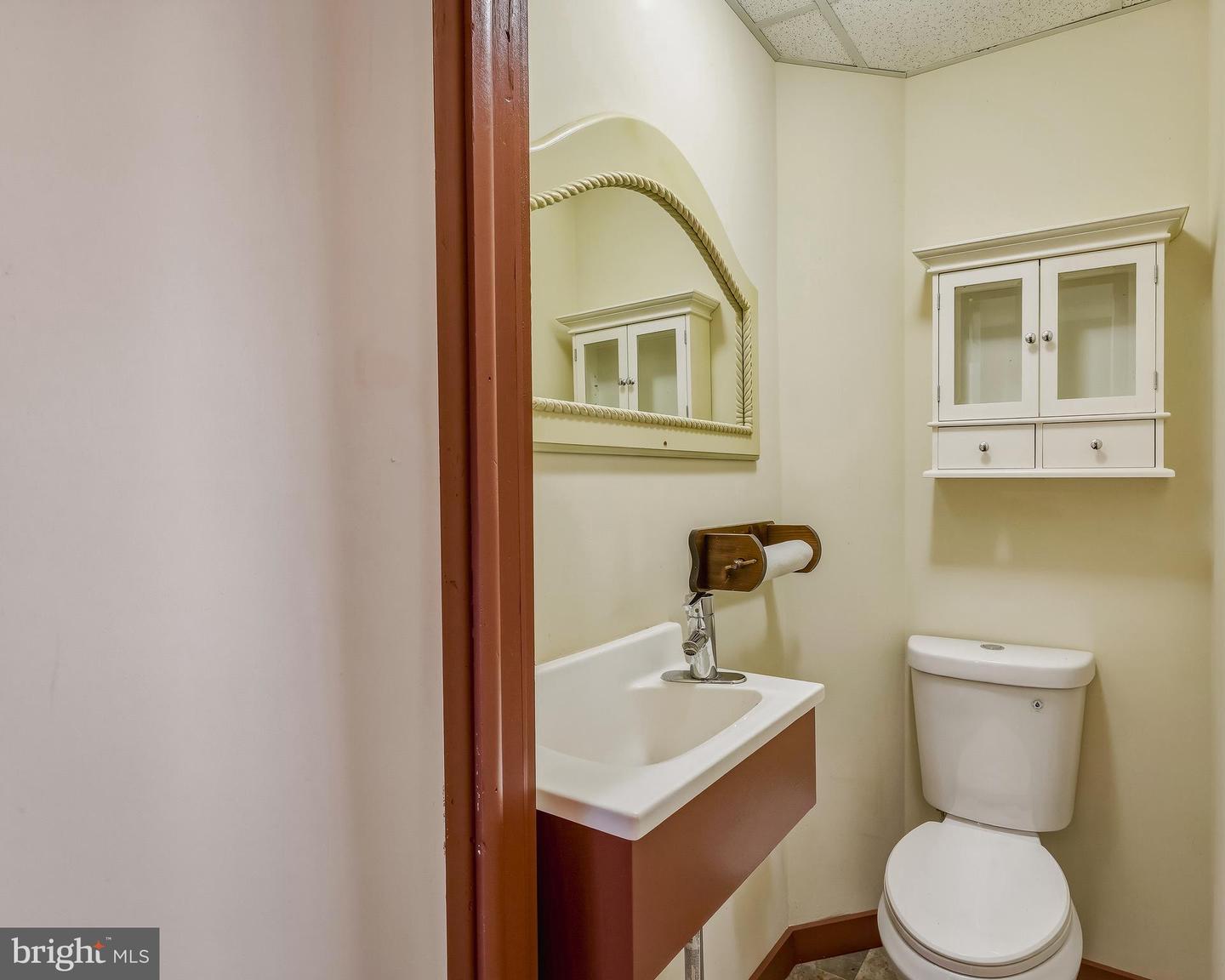 14 N Main St Property Photo 9