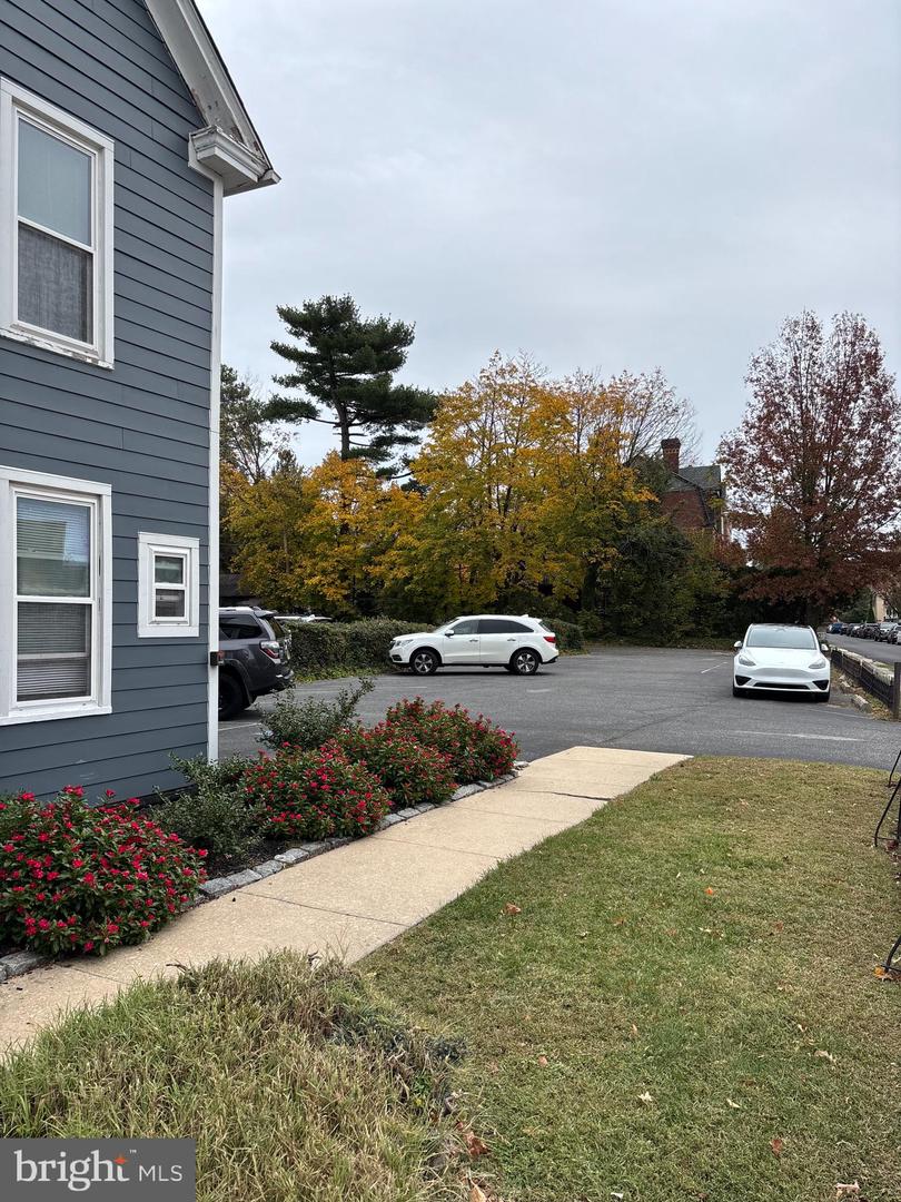 30 N Broad St Property Photo 4