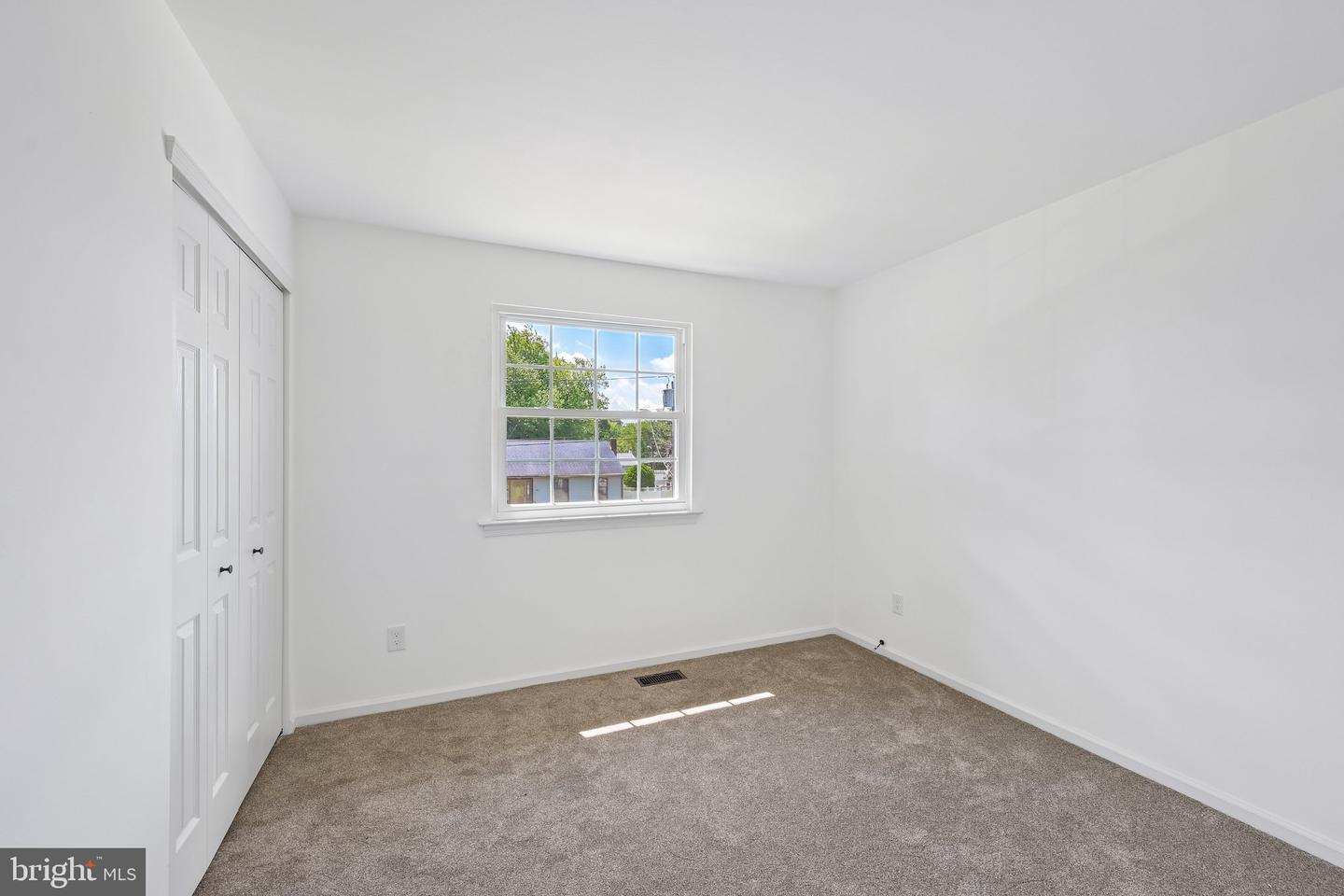 841 Chestnut Ave Property Photo 29