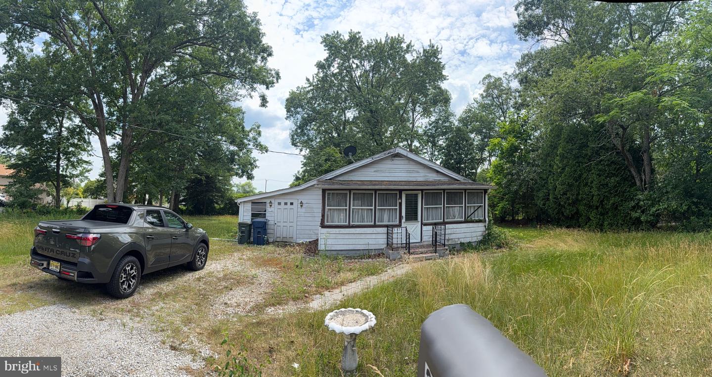 3677 Sunset Ave Property Photo 2