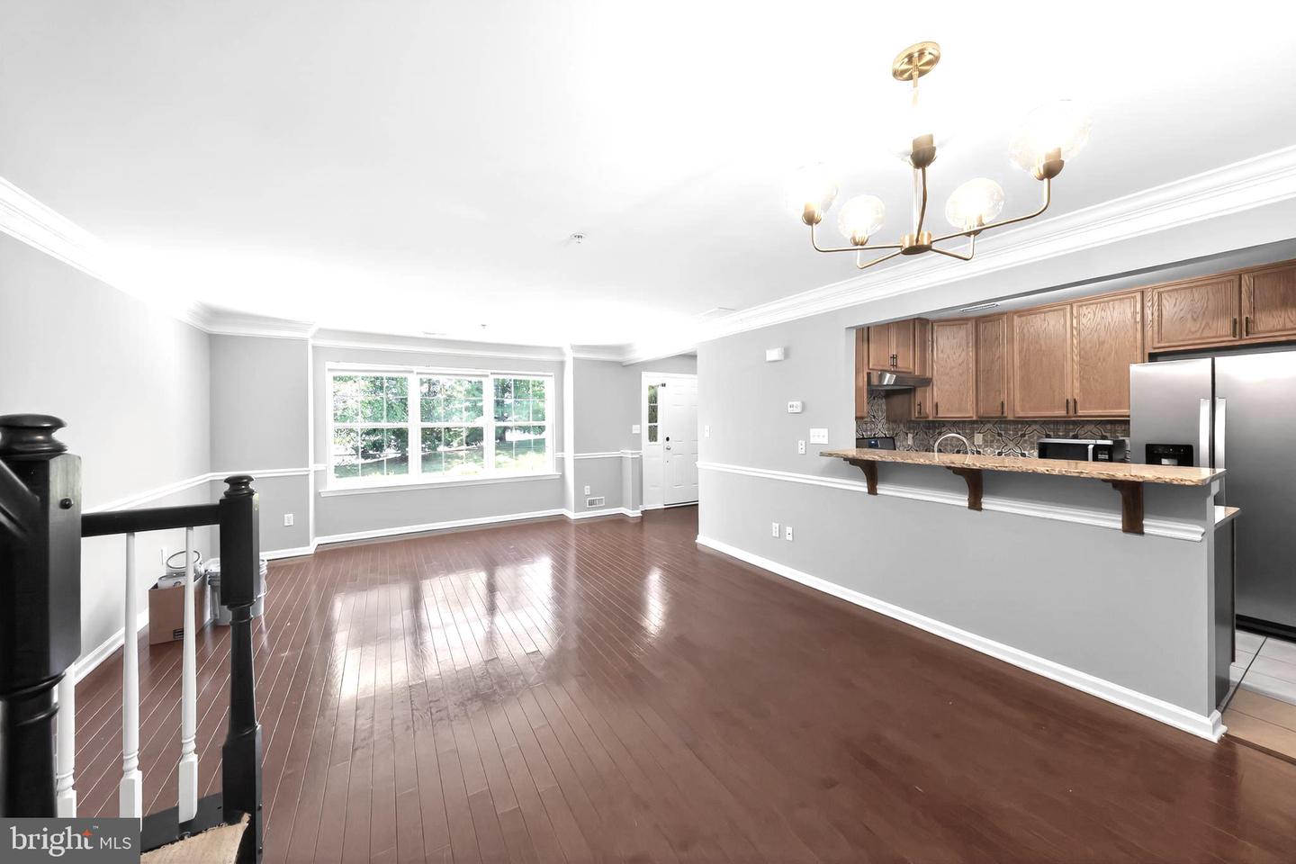 2103 Lexington Property Photo 2