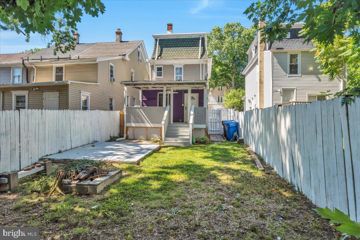 64 E Centre St Property Photo 22