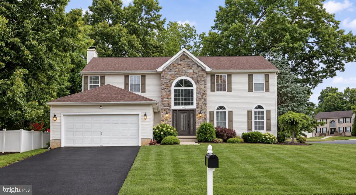 1052 Bonnie Blue Cir Property Photo 1