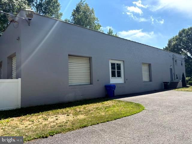 611 FRIES MILL RD #C Property Photo 1