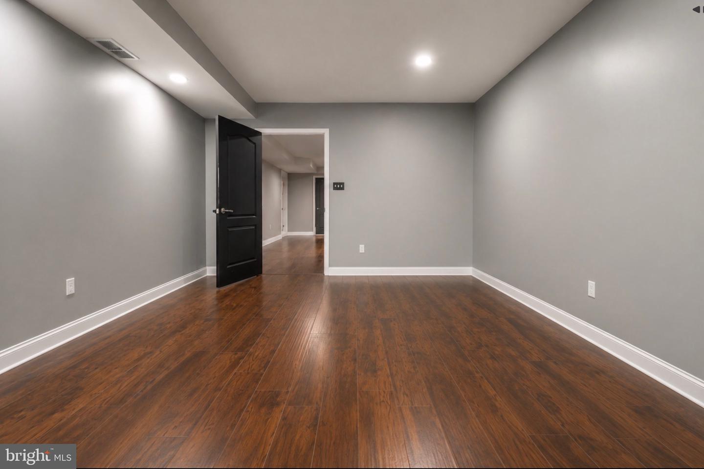 710 Nicole Dr Property Photo 33