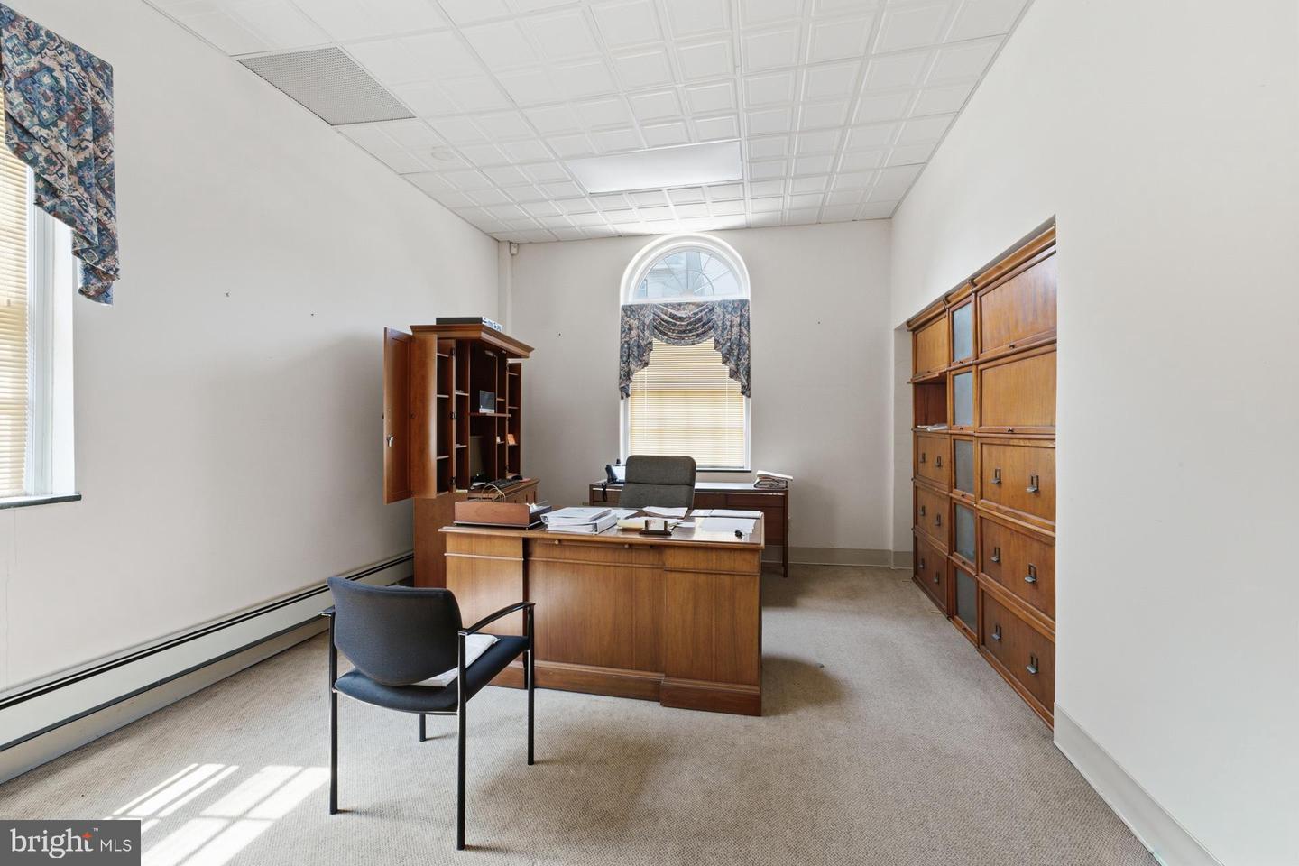 100 Mantua Blvd Property Photo 7
