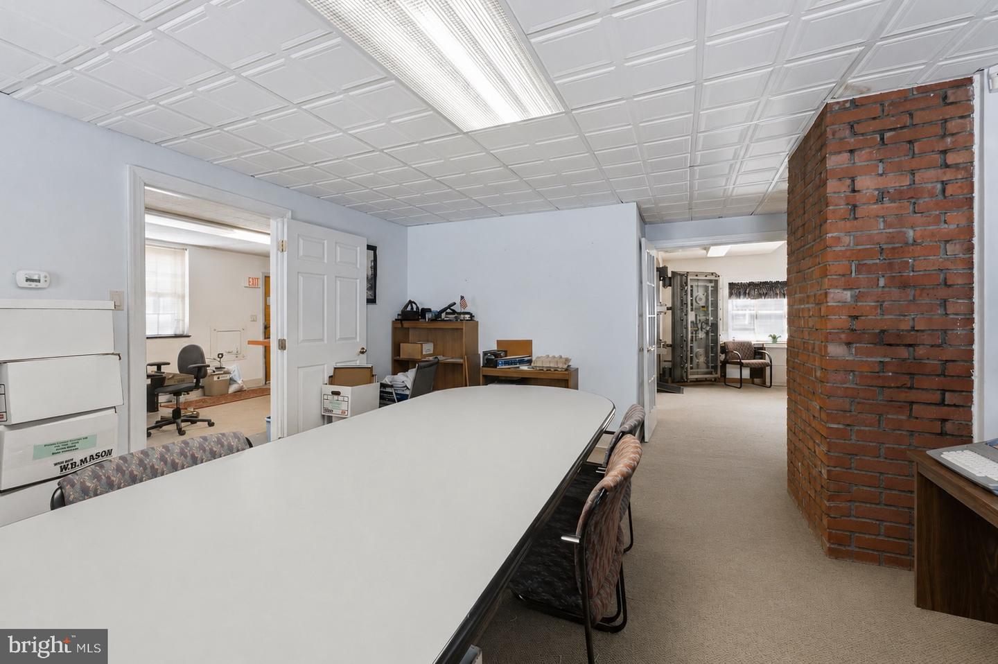 100 Mantua Blvd Property Photo 14