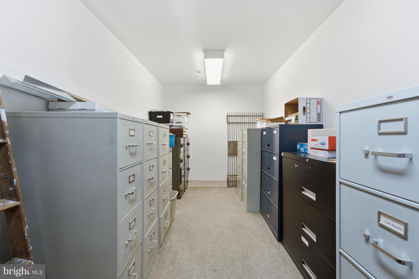 100 Mantua Blvd Property Photo 19