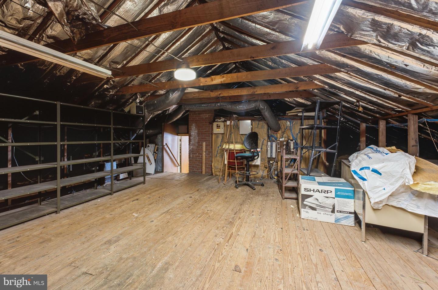 100 Mantua Blvd Property Photo 27