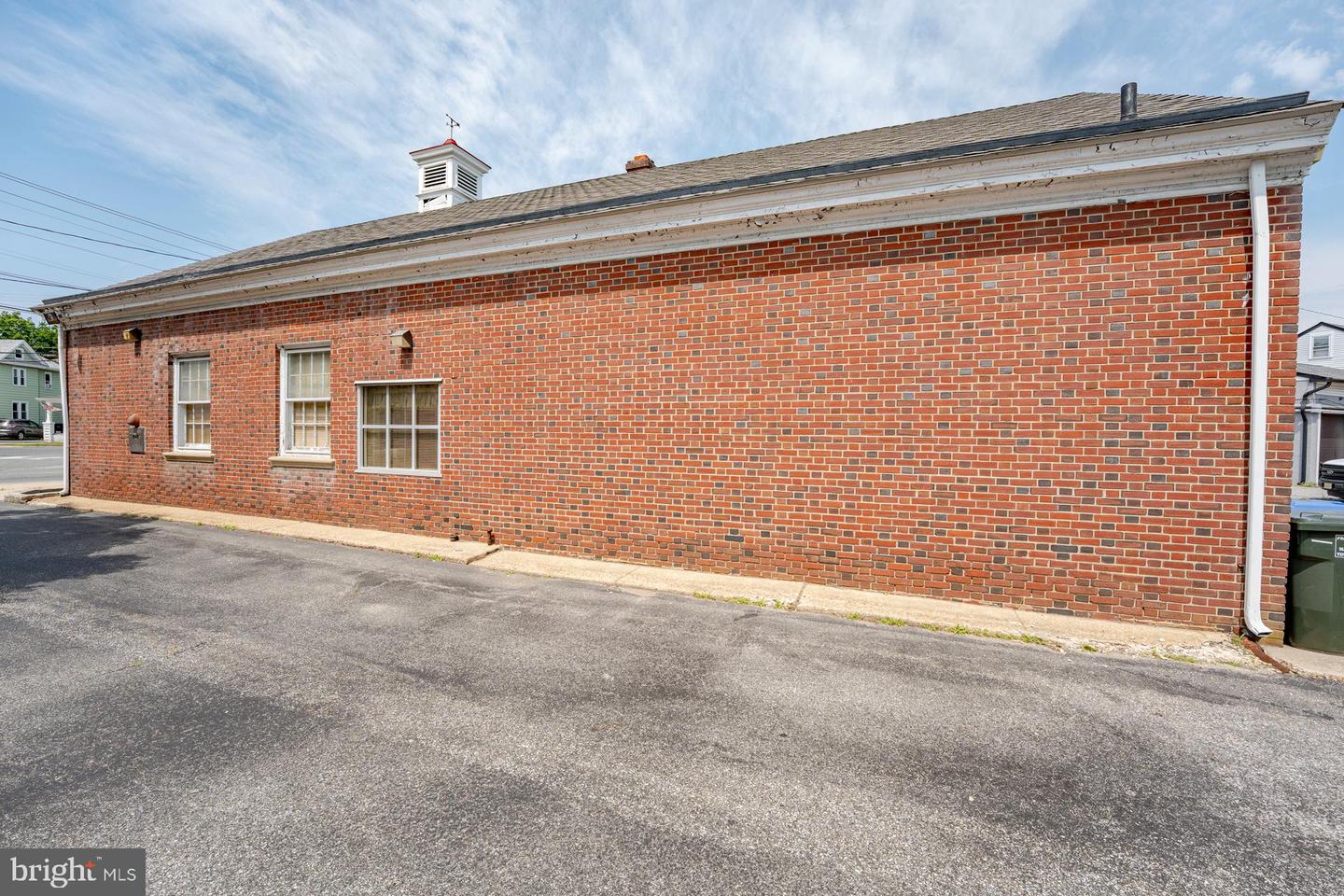 100 Mantua Blvd Property Photo 31