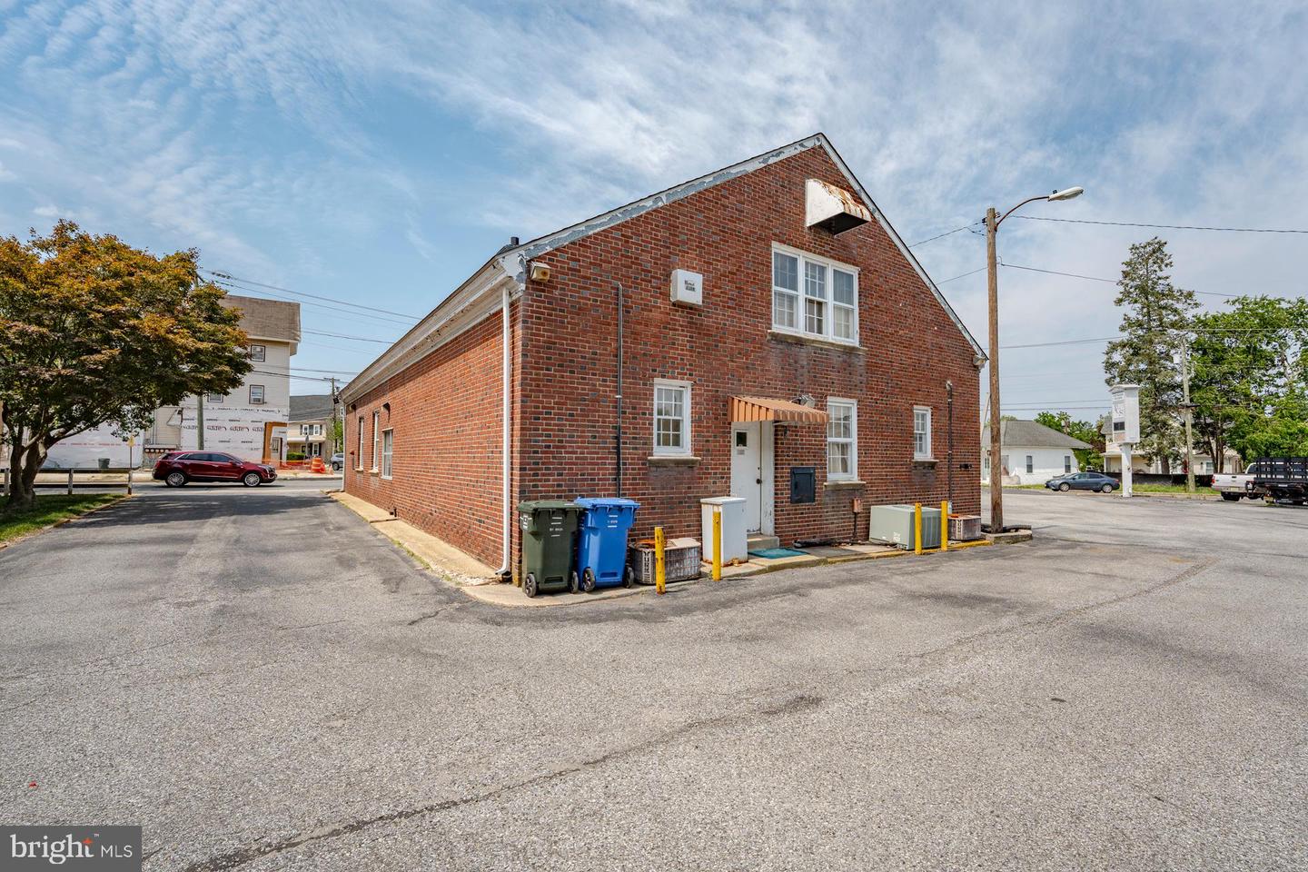 100 Mantua Blvd Property Photo 32