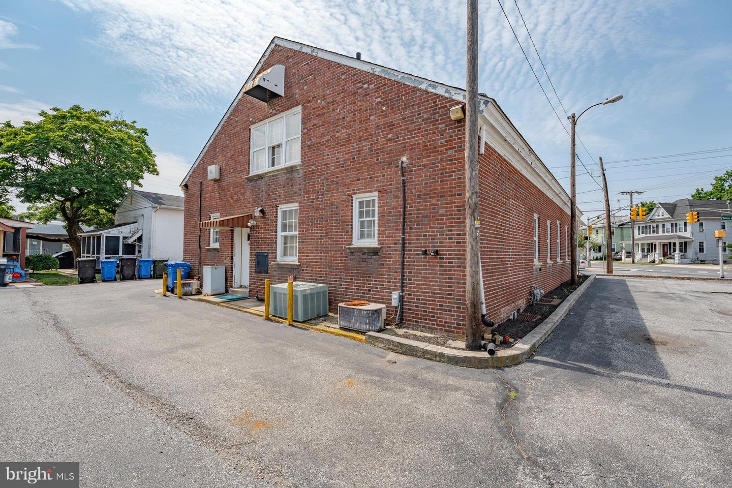 100 Mantua Blvd Property Photo 34