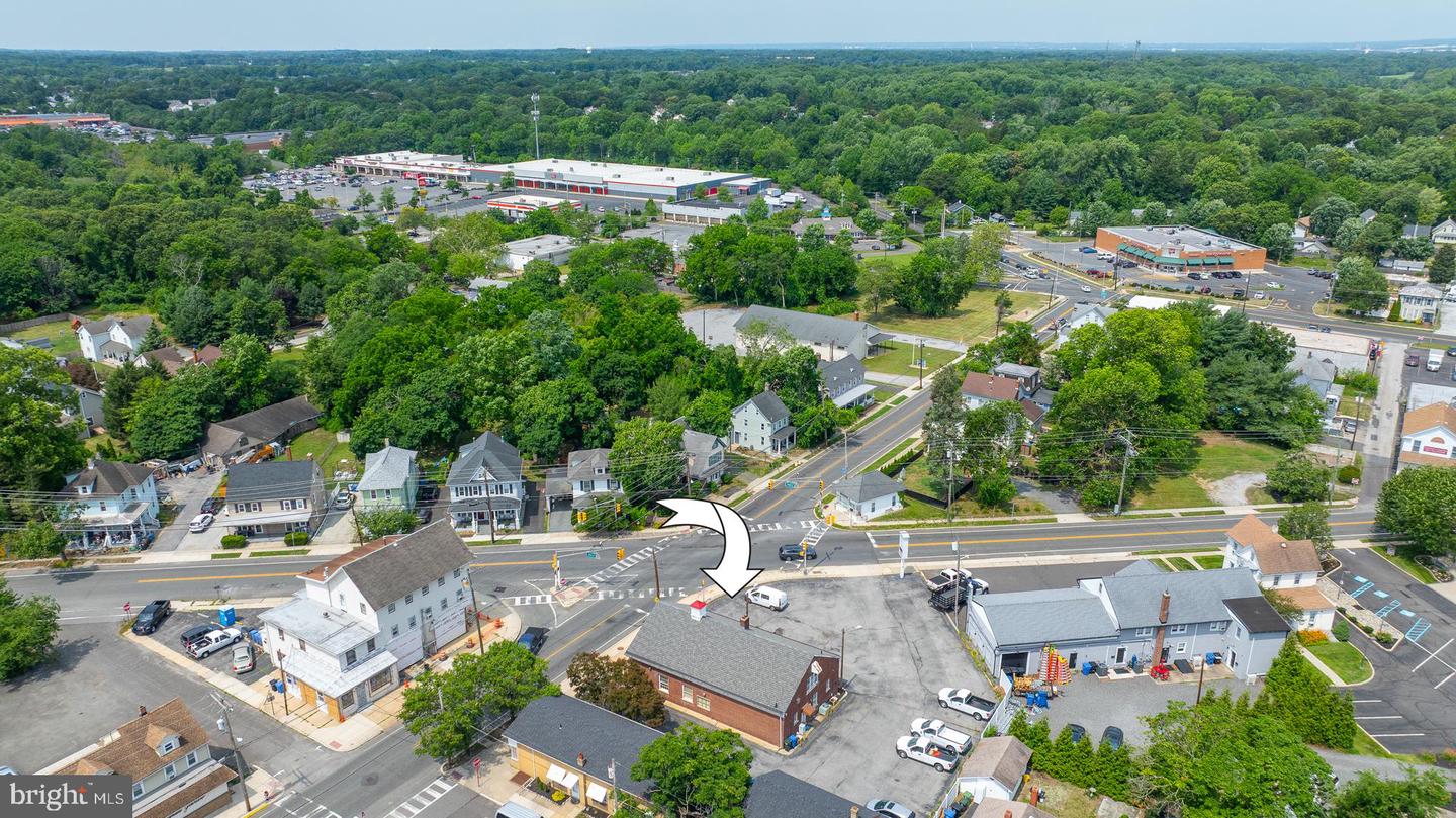 100 Mantua Blvd Property Photo 43