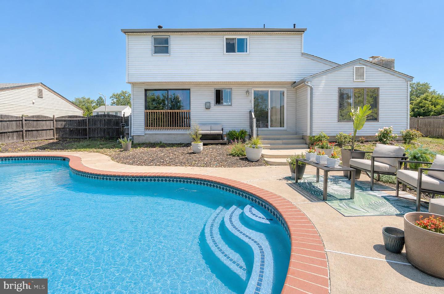 24 CASTOR CT