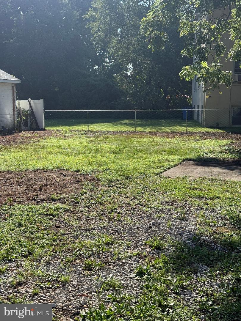 1116 Tatum St Property Photo 32
